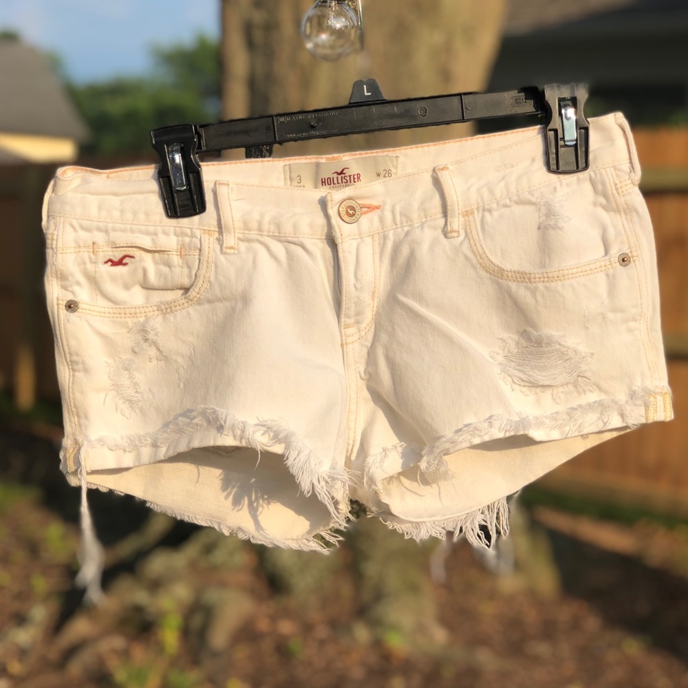Hollister distressed shorts